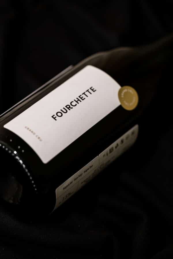 Fourchette Grand cru, dat is Fourchette dat meer dan 20 maanden gerijpt heeft op Sauvignon Blanc vaten.